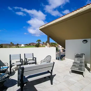 https://golf-y-mar.adeje-hotels.com