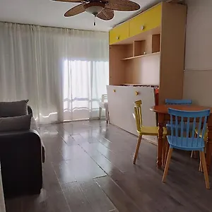 Apartment Nuevo Corinto Estudio 35 Metros, Benalmadena